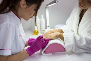 サロン脱毛の乗り換えで受けられる割引は？