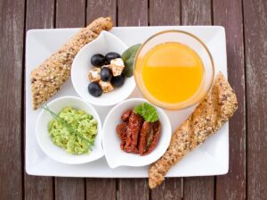 脱毛前に食事制限は必要ですか？